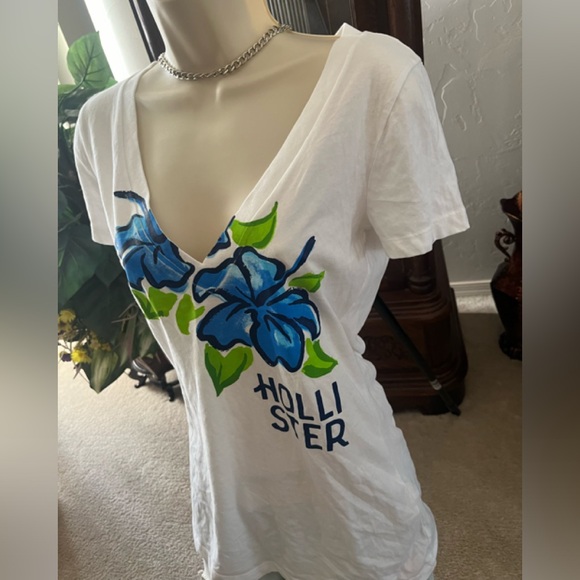 NWT Y2K Vintage Hollister V-neck top short sleeve - Picture 11 of 16